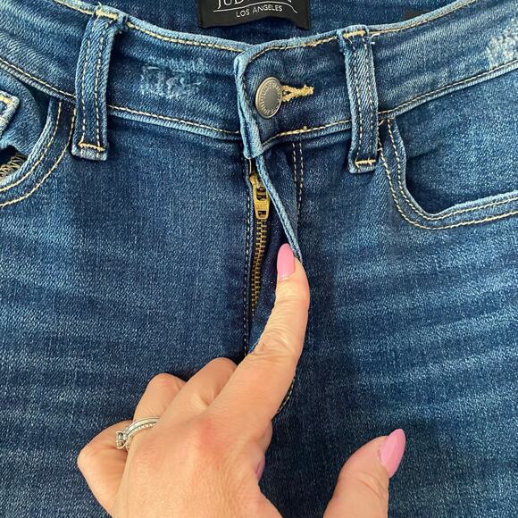 Judy Blue Skinny Fit Medium Wash Distressed Jeans Preppy Women's size 7 / 28 - Picture 4 of 12